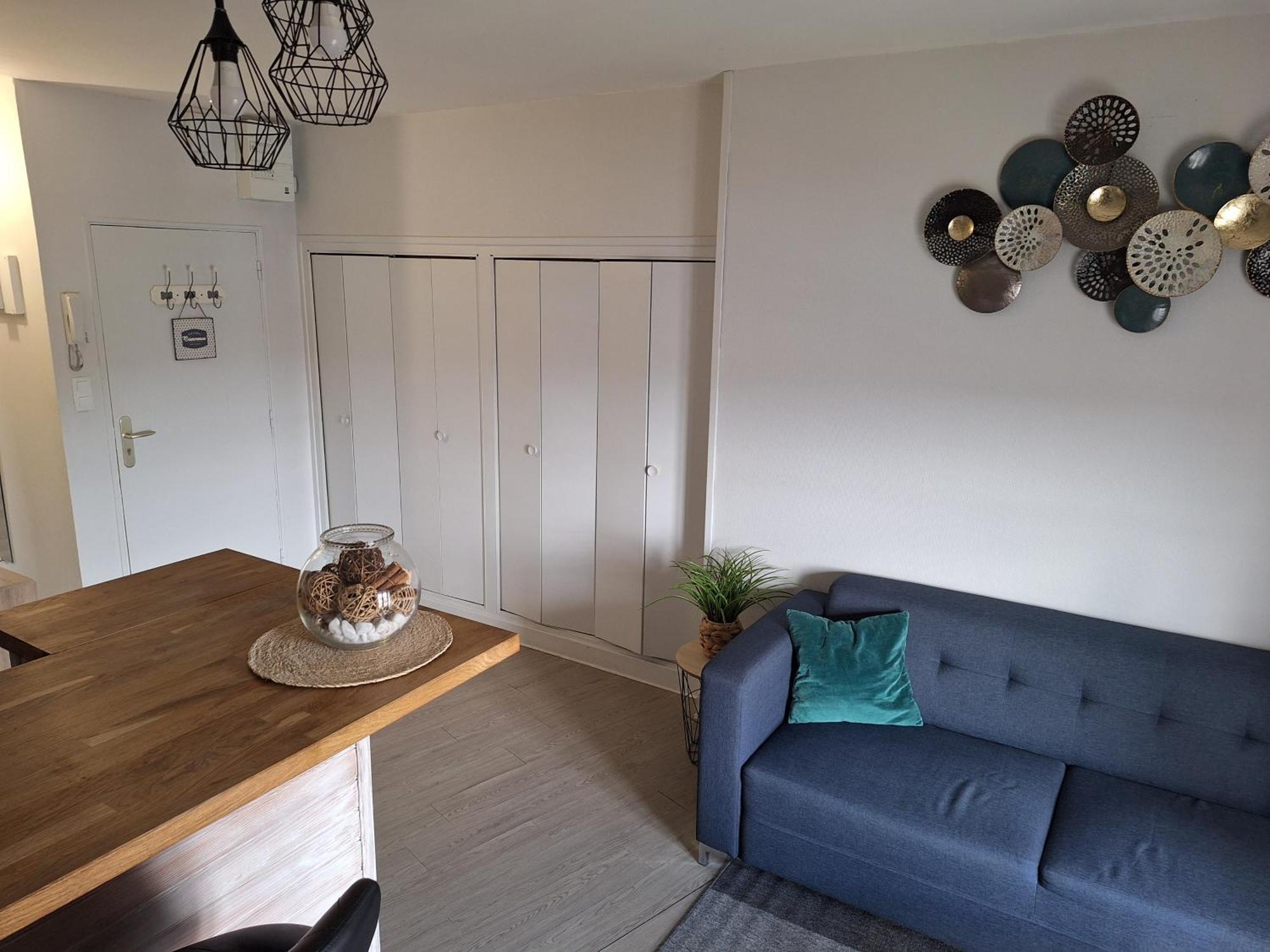 Appartement F2 Centre-Ville Issoire Avec Jolie Vue Kültér fotó